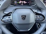Peugeot e-2008 EV Allure Avantage 54 kWh 156pk | SoH 98% | Navigatie | Parkeercamera |