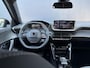 Peugeot e-2008 EV Allure Avantage 54 kWh 156pk | SoH 98% | Navigatie | Parkeercamera |