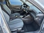 Peugeot e-2008 EV Allure Avantage 54 kWh 156pk | SoH 98% | Navigatie | Parkeercamera |