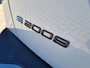 Peugeot e-2008 EV GT 54 kWh 156pk | Stoelverwarming | Massagestoel | Camera | Adaptieve Cruise Control | SOH 94% |