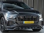 Audi Q8 55 TFSI quattro Pro Line Plus | Panoramadak | Night-Vision | Achterasbesturing | HUD | Luchtvering | B&O | Stoelmassage + Ventilatie | Camera | Soft-Close | Ambiance Interieur | Adaptive Cruise |