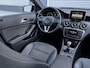 Mercedes-Benz A-klasse 180 | Cruise control | Navigatie | Stoelverwarming | Half leder |