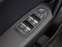 Renault Captur 1.3 TCe 130pk Intens | Full option | Pano dak | Stoel- en stuurwielverwarming | Trekhaak | Voorruitverwarming |