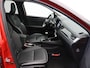 Renault Captur 1.3 TCe 130pk Intens | Full option | Pano dak | Stoel- en stuurwielverwarming | Trekhaak | Voorruitverwarming |