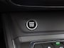 Audi Q3 Sportback 45 TFSI e S Edition | Panoramadak | Trekhaak | Sportstoelen | Stoelverwarming | Camera | DAB | Appel CarPlay/Android Auto | Draadloos Opladen telefoon | Adaptieve Cruise Control | Ele. verstelbare stoelen + Geheugen | Ele. kofferdeksel |