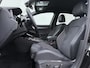 Volkswagen Golf 1.5 eHybrid 50 Edition | Camera | Side Assist | ACC | ERGO Stoel | Stuur-/Stoelverwarming | Spiegelpakket | Carplay | Getint Glas | 18'' |
