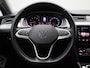 Volkswagen Passat Variant 1.5 TSI Comfortline Business | LMV | Parkeer sensoren | DAB | Stoel verwarming | Cruise control | Elec. achterklep | Ergo Comfort | Camera | Climate control | Apple carplay