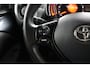 Toyota Aygo 1.0 VVT-i x-play | Apple Carplay/Android Auto | Parkeercamera | Airco |