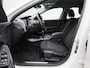 BMW 1-Serie 118i Executive | Navigatie | Climate control | Parkeer sensoren | LMV | Bluetooth | Virtual cockpit | Cruise control | Apple carplay