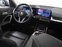 BMW X1 xDrive25e X-Line | 360 Camera | DAB | Apple CarPlay/Android Auto | Stoelverwarming | Ele. kofferdeksel | Trekhaak Ele. wegklapbaar | Innovatie-Pakket |
