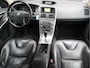 Volvo XC60 2.4D AWD Momentum Navi / Airco / Stoelverw / Leder / Cruise / Trekh / Pdc /  Netjes onderhouden / Export /