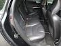 Volvo XC60 2.4D AWD Momentum Navi / Airco / Stoelverw / Leder / Cruise / Trekh / Pdc /  Netjes onderhouden / Export /