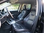 Volvo XC60 2.4D AWD Momentum Navi / Airco / Stoelverw / Leder / Cruise / Trekh / Pdc / Netjes onderhouden /
