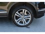 Volkswagen Tiguan 1.4 TSI eHybrid R Business+ | Incl. 12 maanden garantie | Adaptieve cruise control | Uitklapbare trekhaak | Schuif/kantel dak | Climate control | Apple carplay/Android auto | Navigatie | DAB radio | Parkeercamera |