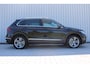 Volkswagen Tiguan 1.4 TSI eHybrid R Business+ | Incl. 12 maanden garantie | Adaptieve cruise control | Uitklapbare trekhaak | Schuif/kantel dak | Climate control | Apple carplay/Android auto | Navigatie | DAB radio | Parkeercamera |