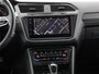 Volkswagen Tiguan 1.4 TSI 245pk DSG eHybrid R-Line Business · Apple/Android Car Play · Lederen Bekleding ·  Wegklapbare Trekhaak · Stoelverwarming voor & achter · Navigatie · 19'' Inch ·