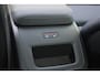 Volvo XC60 2.0 T6 Plug-in hybrid AWD Plus Dark | Lichtmetalen Velgen 19" | Allseason Banden | Trekhaak Elektrisch Uitklapbaar | Elektrisch Glazen Panorama-Dak | 360 Rondomzicht Camera | head-up Display | Stoelen Voor / Achter + Stuurwiel Verwarmend | Pilot Assist