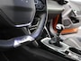 Peugeot 2008 1.2 PureTech GT Camera | Trekhaak | Parkeersensoren | Cruise Control | Apple Carplay/Android Auto | 17" Lichtmetalen Velgen