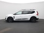 Dacia Jogger 1.0 TCe 110Pk Extreme 7p. | Navigatie | Climate Control | Cruise Control | Trekhaak | Apple Carplay/Android Auto | Parkeersensoren Voor & Achter met Camera | Blind Spot Warning | Privacy Glass | Lichtmetalen Velgen | Keyless Start & Go | Stoelverwarming |