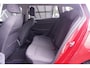 Volkswagen Golf 1.5 eTSI Life Navi Apple Carplay wegklapbare-Trekhaak Achteruitrijcamera private glas 3-Zone Clima stoel/stuurverwarming ACC PDC
