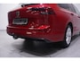 Volkswagen Golf 1.5 eTSI Life Navi Apple Carplay wegklapbare-Trekhaak Achteruitrijcamera private glas 3-Zone Clima stoel/stuurverwarming ACC PDC