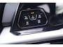 Volkswagen Golf 1.5 eTSI Life Navi Apple Carplay wegklapbare-Trekhaak Achteruitrijcamera private glas 3-Zone Clima stoel/stuurverwarming ACC PDC