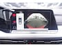 Volkswagen Golf 1.5 eTSI Life Navi Apple Carplay wegklapbare-Trekhaak Achteruitrijcamera private glas 3-Zone Clima stoel/stuurverwarming ACC PDC