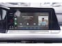 Volkswagen Golf 1.5 eTSI Life Navi Apple Carplay wegklapbare-Trekhaak Achteruitrijcamera private glas 3-Zone Clima stoel/stuurverwarming ACC PDC