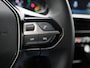 Peugeot e-2008 EV Active 50 kWh | Apple Carplay/Android Auto | Pack Safety Plus | DAB ontvanger | Keyless start | Stuurwiel multifunctioneel | Bluetooth telefoonvoorbereiding |