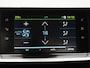 Peugeot e-2008 EV Active 50 kWh | Apple Carplay/Android Auto | Pack Safety Plus | DAB ontvanger | Keyless start | Stuurwiel multifunctioneel | Bluetooth telefoonvoorbereiding |