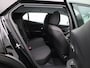 Peugeot e-2008 EV Active 50 kWh | Apple Carplay/Android Auto | Pack Safety Plus | DAB ontvanger | Keyless start | Stuurwiel multifunctioneel | Bluetooth telefoonvoorbereiding |