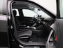 Peugeot e-2008 EV Active 50 kWh | Apple Carplay/Android Auto | Pack Safety Plus | DAB ontvanger | Keyless start | Stuurwiel multifunctioneel | Bluetooth telefoonvoorbereiding |