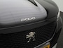 Peugeot e-2008 EV Active 50 kWh | Apple Carplay/Android Auto | Pack Safety Plus | DAB ontvanger | Keyless start | Stuurwiel multifunctioneel | Bluetooth telefoonvoorbereiding |
