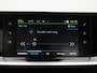 Peugeot e-2008 EV Active 50 kWh | Apple Carplay/Android Auto | Pack Safety Plus | DAB ontvanger | Keyless start | Stuurwiel multifunctioneel | Bluetooth telefoonvoorbereiding |