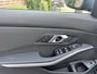 BMW 3-Serie 318i Touring Panodak|AfnTrekhaak|HiFi|Camera BMW 3-serie Touring 318i High Executive
