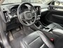 Volvo XC40 1.5 T4 Recharge Inscription Expression | Plug-in Hybrid (PHEV) | Trekhaak | 360 Graden Camera | Parkeersensoren | Panoramadak | Harman Kardon Audio | Keyless Entry | Elektrische Achterklep | Lederen Bekleding | Stoelverwarming voor en achter | Cruise Control Adaptief | BLIS | Navigatie | Apple Carplay | Android Auto