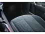 Lancia Ypsilon 1.2 Hybrid 110PK AUTOMAAT LX | CAMERA VOOR + ACHTER | PARKEERSENSOREN VOOR + ACHTER | DRIVE PACK: ADAPTIVE CRUISE CONTROL/DODEHOEK DETECTIE/ELEKTRISCH INKLAPBARE BUITENSPIEGELS/SPROTIEF STUURWIEL | SFEER VERLICHTING | CLIMATE CONTROL | DRAADLOZE APPLE CARPLAY/ANDROID AUTO | DRAADLOZE TELEFOONLADER | 17" LICHTMETALEN VELGEN "DIAMOND CUT" | WIELKASTEN "GLOSSY BLACK" | PRIVACY GLAS ACHTER | PREMIUM STOELBEKLEDING "GRIGIO ANTRACITE" | KLEUR: "BIANCO QUARZO" |