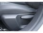 Lancia Ypsilon 1.2 Hybrid 110PK AUTOMAAT LX | CAMERA VOOR + ACHTER | PARKEERSENSOREN VOOR + ACHTER | DRIVE PACK: ADAPTIVE CRUISE CONTROL/DODEHOEK DETECTIE/ELEKTRISCH INKLAPBARE BUITENSPIEGELS/SPROTIEF STUURWIEL | SFEER VERLICHTING | CLIMATE CONTROL | DRAADLOZE APPLE CARPLAY/ANDROID AUTO | DRAADLOZE TELEFOONLADER | 17" LICHTMETALEN VELGEN "DIAMOND CUT" | WIELKASTEN "GLOSSY BLACK" | PRIVACY GLAS ACHTER | PREMIUM STOELBEKLEDING "GRIGIO ANTRACITE" | KLEUR: "BIANCO QUARZO" |