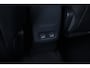 Lancia Ypsilon 1.2 Hybrid 110PK AUTOMAAT LX | CAMERA VOOR + ACHTER | PARKEERSENSOREN VOOR + ACHTER | DRIVE PACK: ADAPTIVE CRUISE CONTROL/DODEHOEK DETECTIE/ELEKTRISCH INKLAPBARE BUITENSPIEGELS/SPROTIEF STUURWIEL | SFEER VERLICHTING | CLIMATE CONTROL | DRAADLOZE APPLE CARPLAY/ANDROID AUTO | DRAADLOZE TELEFOONLADER | 17" LICHTMETALEN VELGEN "DIAMOND CUT" | WIELKASTEN "GLOSSY BLACK" | PRIVACY GLAS ACHTER | PREMIUM STOELBEKLEDING "GRIGIO ANTRACITE" | KLEUR: "BIANCO QUARZO" |