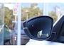 Lancia Ypsilon 1.2 Hybrid 110PK AUTOMAAT LX | CAMERA VOOR + ACHTER | PARKEERSENSOREN VOOR + ACHTER | DRIVE PACK: ADAPTIVE CRUISE CONTROL/DODEHOEK DETECTIE/ELEKTRISCH INKLAPBARE BUITENSPIEGELS/SPROTIEF STUURWIEL | SFEER VERLICHTING | CLIMATE CONTROL | DRAADLOZE APPLE CARPLAY/ANDROID AUTO | DRAADLOZE TELEFOONLADER | 17" LICHTMETALEN VELGEN "DIAMOND CUT" | WIELKASTEN "GLOSSY BLACK" | PRIVACY GLAS ACHTER | PREMIUM STOELBEKLEDING "GRIGIO ANTRACITE" | KLEUR: "BIANCO QUARZO" |