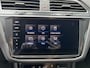 Volkswagen Tiguan 1.5 TSI Life Business TREKH.ELEK | ADAPT.CRUISE | CARPLAY | ELEK.A.KLEP | DIGI.DASHB | NAV | LED | PDC | LMV 1'EIG