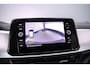 Volkswagen T-Roc Life Edition 1.5 TSI 150pk DSG Automaat Adaptive cruise control, Achteruitrijcamera, LED koplampen, App connect, Parkeersensoren, Airco, DAB, Radio