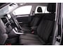 Volkswagen T-Roc Life Edition 1.5 TSI 150pk DSG Automaat Adaptive cruise control, Achteruitrijcamera, LED koplampen, App connect, Parkeersensoren, Airco, DAB, Radio
