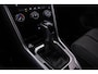 Volkswagen T-Roc Life Edition 1.5 TSI 150pk DSG Automaat Adaptive cruise control, Achteruitrijcamera, LED koplampen, App connect, Parkeersensoren, Airco, DAB, Radio