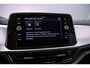 Volkswagen T-Roc Life Edition 1.5 TSI 150pk DSG Automaat Adaptive cruise control, Achteruitrijcamera, LED koplampen, App connect, Parkeersensoren, Airco, DAB, Radio