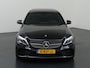 Mercedes-Benz C-klasse 180 Business Solution AMG | Panoramadak | Multibeam | Widescreen | Stoelverwarming |