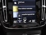 Volvo XC40 T4 Recharge R-Design / Panoramadak / 360 Camera / Elektrische Stoelen / Harman Kardon / Stoel+Stuurverwarming / 20" Wielen / Adaptive Cruise /