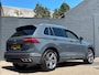 Volkswagen Tiguan 1.4 TSI eHybrid R-Line Business+ | Pano | Virtual | Keyless | Ambiance | Inclusief BTW