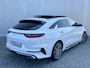 Kia ProCeed 1.5 T-GDi GT-PlusLine Automaat Navigatie, Climate Control, Schuirdak, JBL, LED, 18"Lm, Adaptive Cruisecontrol, Stoel/Stuurvewarming