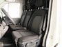 Volkswagen Crafter 35 2.0 TDI L3H3 Highline EURO VI 140 pk Automaat | Navigatie | Trekhaak | Parkeersensoren | Achteruitrijcamera | Cruise control |